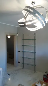 Scaffale in Vetro stanza
