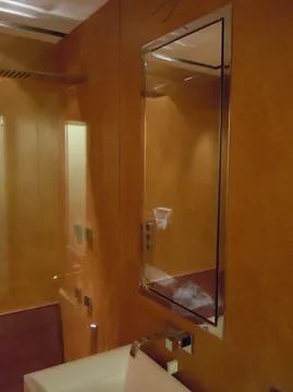 Specchio Bagno + fisso Doccia
